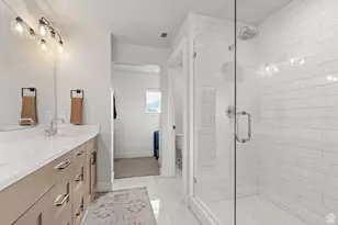 2226 S Betsy's Way, Kaysville, UT 84037 - Photo 34