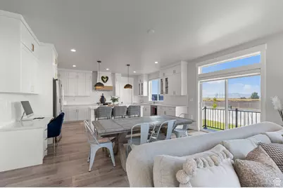 2226 S Betsys Way, Kaysville, UT 84037 - Photo 16