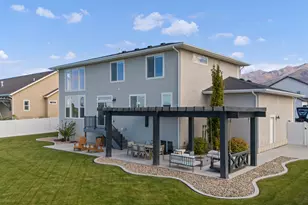 2226 S Betsy's Way, Kaysville, UT 84037 - Photo 44