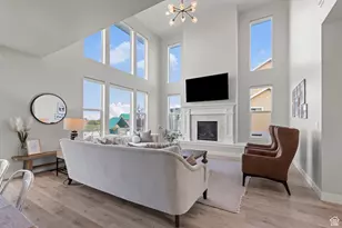 2226 S Betsy's Way, Kaysville, UT 84037 - Photo 12