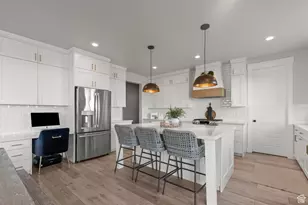 2226 S Betsy's Way, Kaysville, UT 84037 - Photo 14