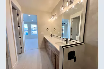 296 E 1100 N #19, Hurricane, UT 84737 - Photo 28