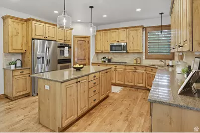 1539 W Misty Breeze Cir, Kaysville, UT 84037 - Photo 16