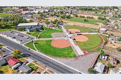 152 N 200 W, Tooele, UT 84074 - Photo 40