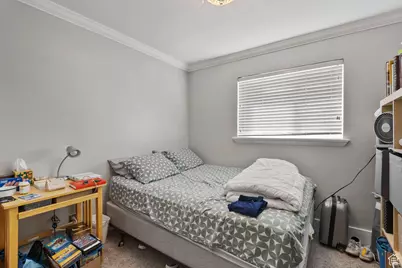 4092 S 2700 E, Holladay, UT 84124 - Photo 12