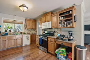 4092 S 2700 E, Holladay, UT 84124 - Photo 8
