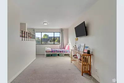 360 E Center St, Centerville, UT 84014 - Photo 24