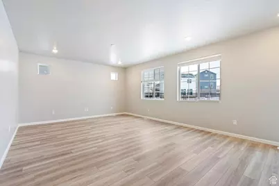 57 E Broadway Dr #1036, Saratoga Springs, UT 84045 - Photo 8