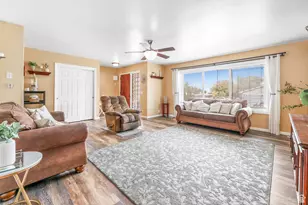 209 W Millcreek Way S, Tooele, UT 84074 - Photo 8