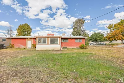 209 W Millcreek Way S, Tooele, UT 84074 - Photo 28