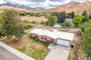 209 W Millcreek Way S, Tooele, UT 84074 - Photo 4