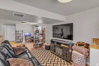 3963 W Hollandia Ln, West Jordan, UT 84084 - Photo 18