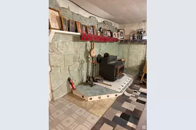 2322 W Surrey Rd, Taylorsville, UT 84129 - Photo 44