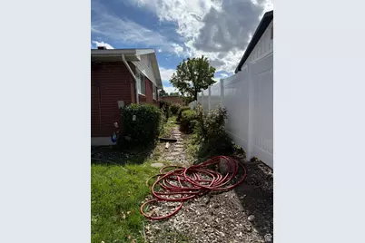 2322 W Surrey Rd, Taylorsville, UT 84129 - Photo 16