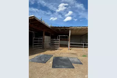 2322 W Surrey Rd, Taylorsville, UT 84129 - Photo 70