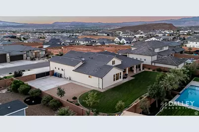 3477 S Pecos Dr, Washington, UT 84780 - Photo 8