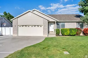 563 S 1850 E, Spanish Fork, UT 84660 - Photo 2