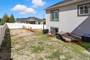 7566 W Box Leaf Circle, Herriman, UT 84096 - Photo 58