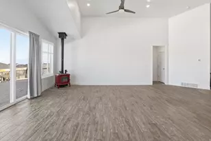 7566 W Box Leaf Circle, Herriman, UT 84096 - Photo 8