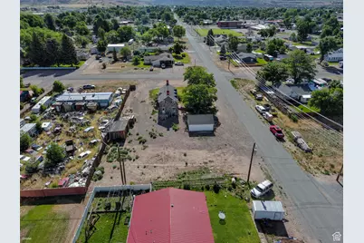 210 W 400 N, Beaver, UT 84713 - Photo 8