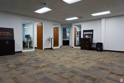 392 E Winchester St, Murray, UT 84107 - Photo 10