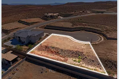 3942 Sunrise Dr, Santa Clara, UT 84765 - Photo 16