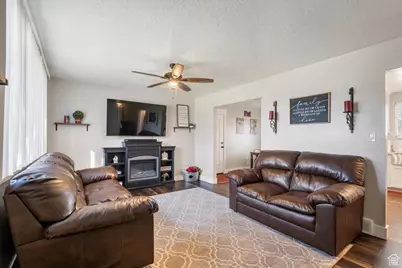 382 W 330 S, American Fork, UT 84003 - Photo 2