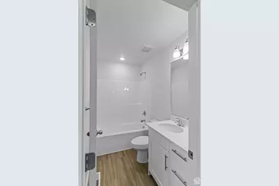 266 W 925 N #O79, Brigham City, UT 84302 - Photo 10