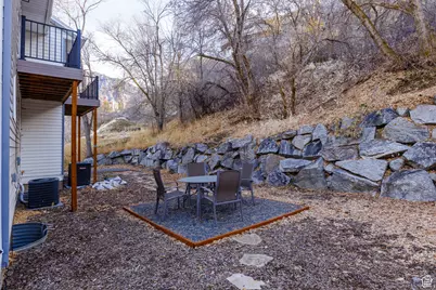 7581 S Prospector Dr E, Cottonwood Heights, UT 84121 - Photo 36