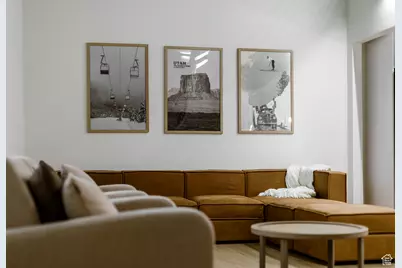 7581 S Prospector Dr E, Cottonwood Heights, UT 84121 - Photo 4