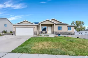 182 W Casi Way S, Saratoga Springs, UT 84045 - Photo 1