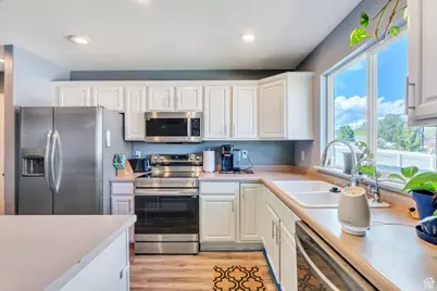 182 W Casi Way S, Saratoga Springs, UT 84045 - Photo 6