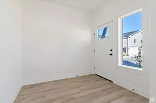 805 S Greenway Dr, Springville, UT 84663 - Photo 4