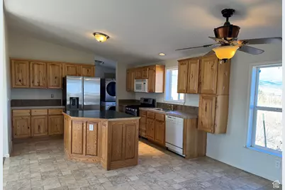 2620 South Eagle Dr, Garden City, UT 84028 - Photo 1