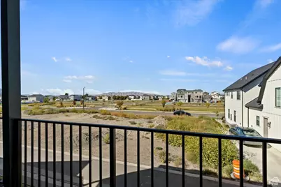 819 S Greenway Dr W, Springville, UT 84663 - Photo 8