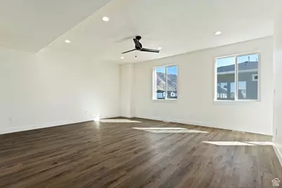 819 S Greenway Dr W, Springville, UT 84663 - Photo 4