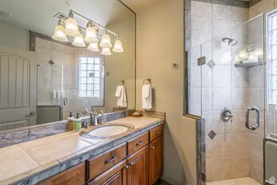 1839 W Canyon View Dr #204, Saint George, UT 84770 - Photo 20