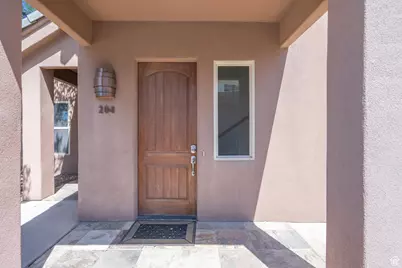 1839 W Canyon View Dr #204, Saint George, UT 84770 - Photo 6