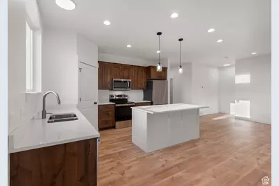 132 E 1500 N, Nephi, UT 84648 - Photo 8