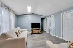 935 E 3000 N, Layton, UT 84040 - Photo 8