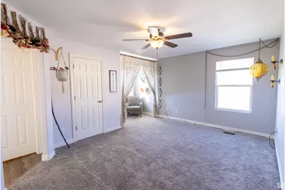 5784 Manhattan Dr, Stansbury Park, UT 84074 - Photo 12