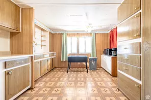 200 E 400 S, Washington, UT 84780 - Photo 12