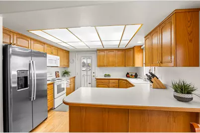 947 N 830 W, Orem, UT 84057 - Photo 12