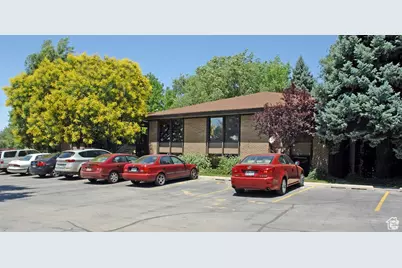 4625 S 2300 E, Holladay, UT 84117 - Photo 1