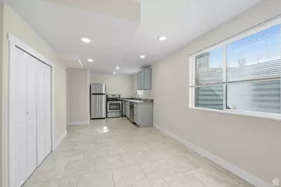 535 W 300 N, Hyrum, UT 84319 - Photo 34