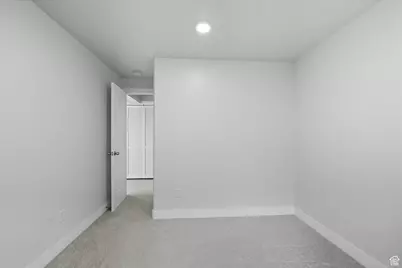 535 W 300 N, Hyrum, UT 84319 - Photo 32