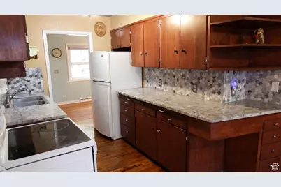 595 W 250 S, Vernal, UT 84078 - Photo 12