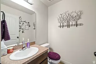 2391 S Arthur Way W, West Haven, UT 84401 - Photo 10