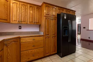 530 W Powell Dr, Kanab, UT 84741 - Photo 12