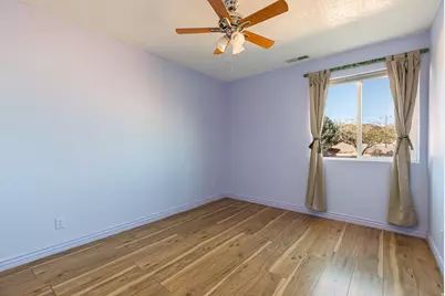 530 W Powell Dr, Kanab, UT 84741 - Photo 22